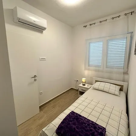 Mare Apartment Split