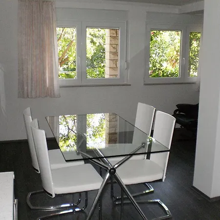 Apartman Mare *