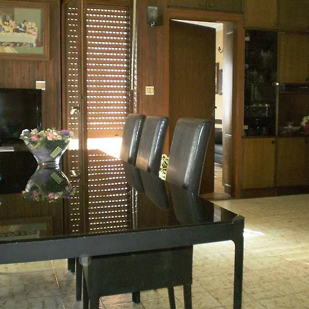 Mare Apartment *