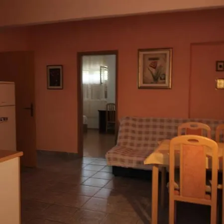 Apartment Mare